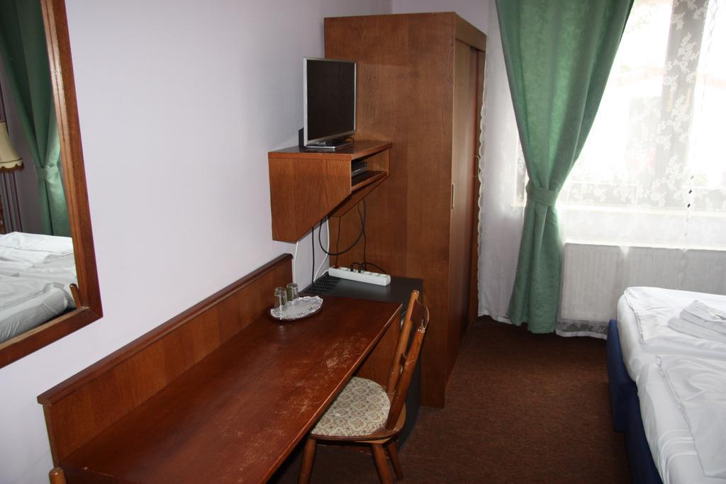 Hotel Zum Goldenen Stern Leibsch Екстериор снимка